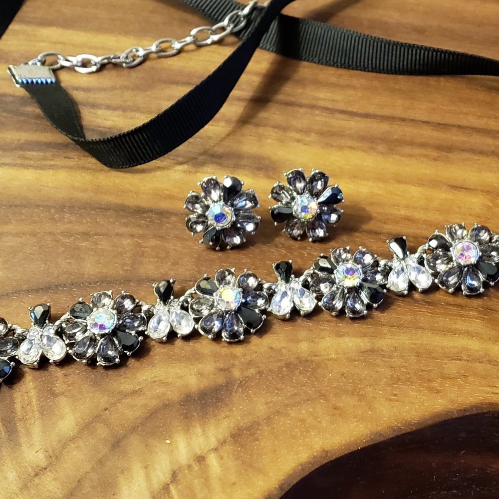 Talbots Black and white floral rhinestone necklace